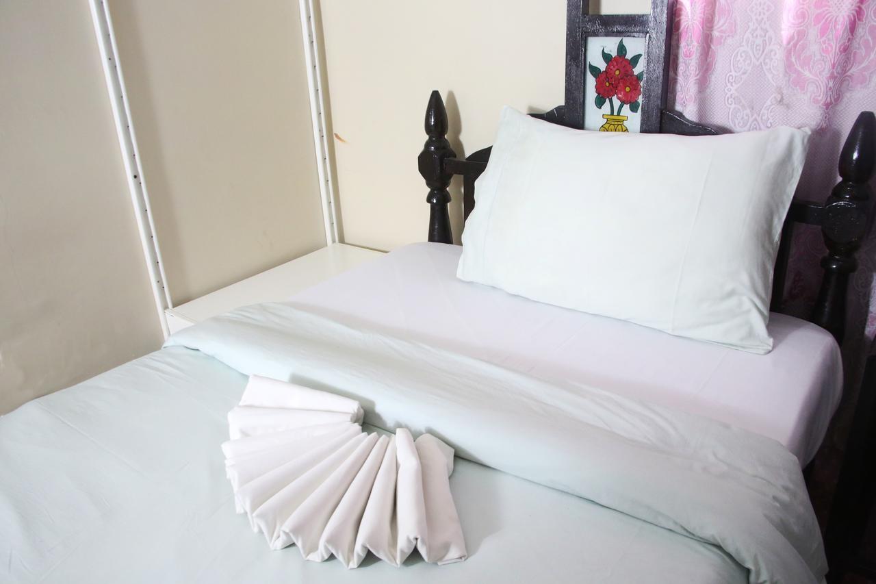 Kays Lodge Dar-es-Salaam Eksteriør bilde