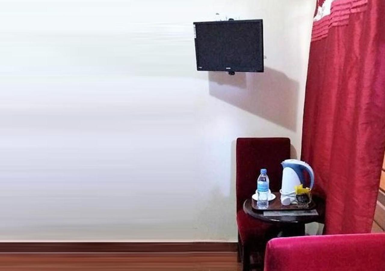 Kays Lodge Dar-es-Salaam Eksteriør bilde